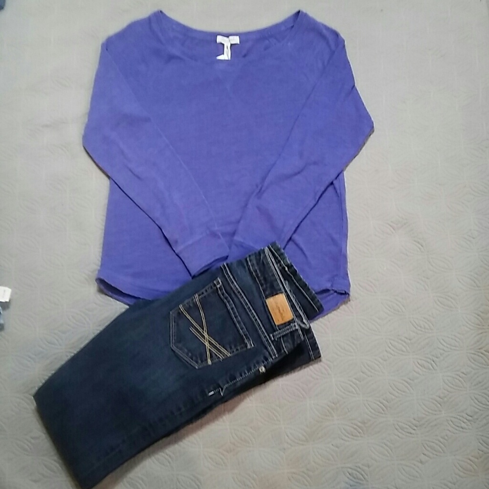 Cute Aeropostale light sweatshirt